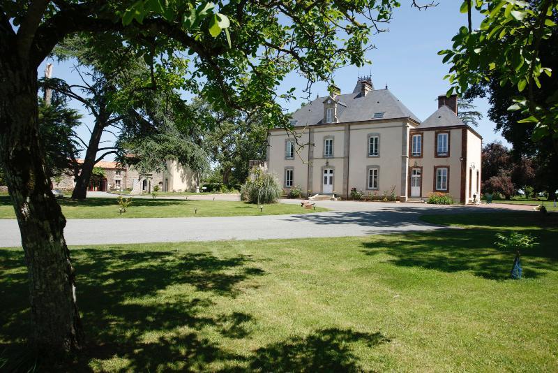 Chateau De La Richerie Beaurepaire  Bagian luar foto